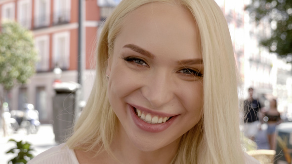 Vera Jarw #1 - Interview before Bukkake